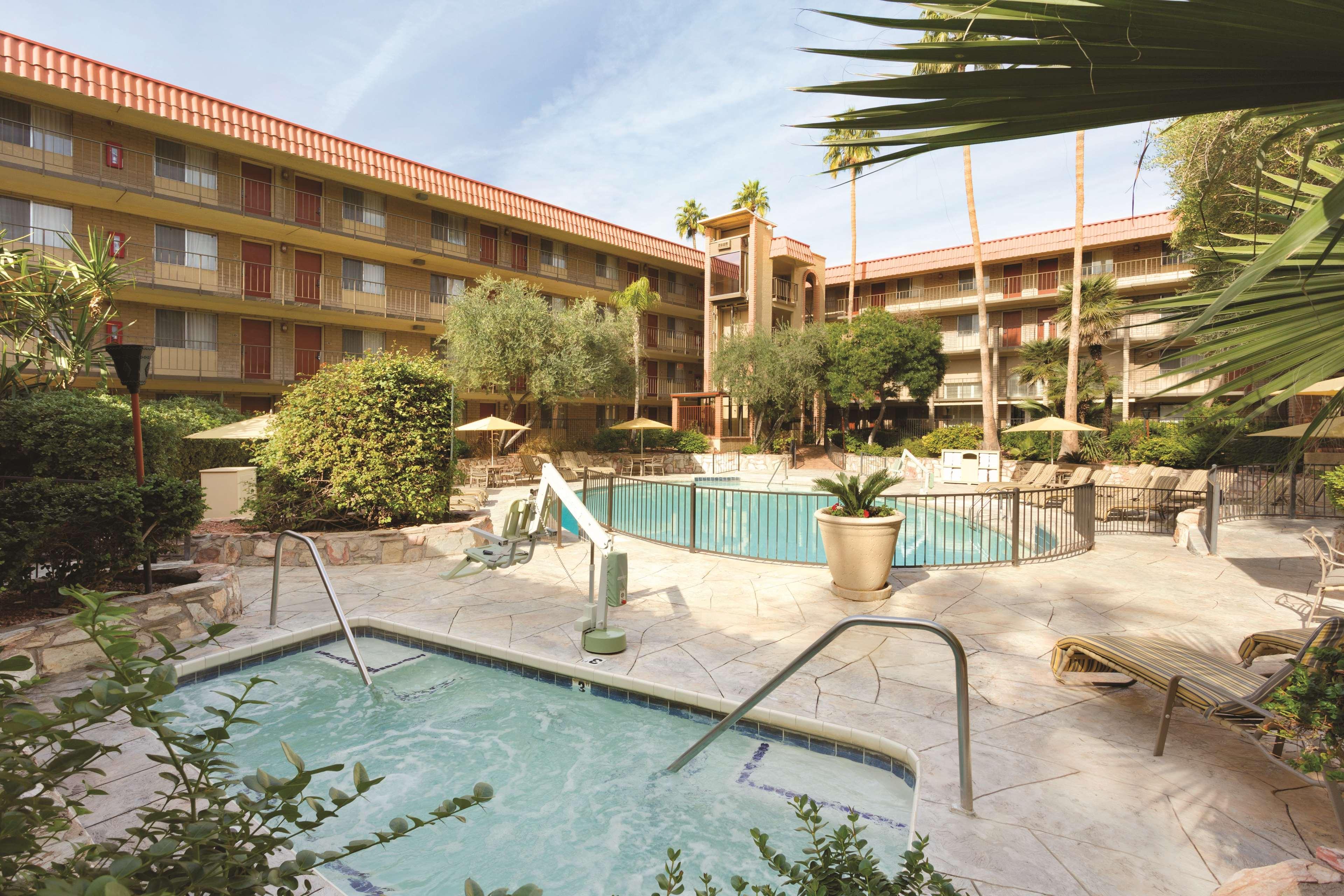 Motel 6 Phoenix, Az - Sky Harbor Экстерьер фото
