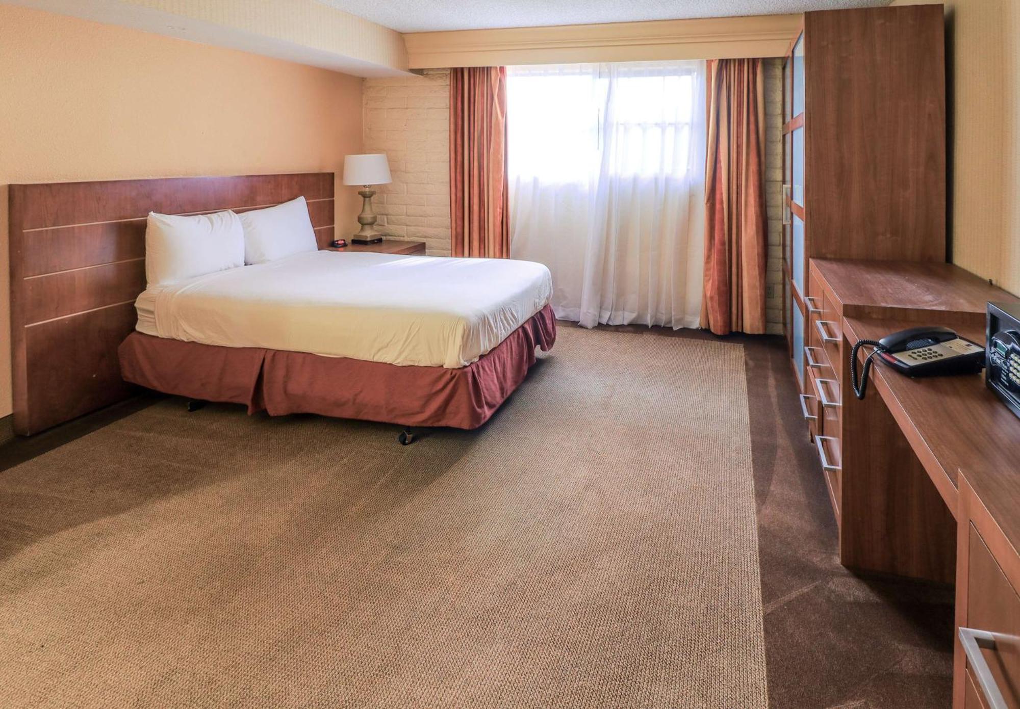 Motel 6 Phoenix, Az - Sky Harbor Экстерьер фото