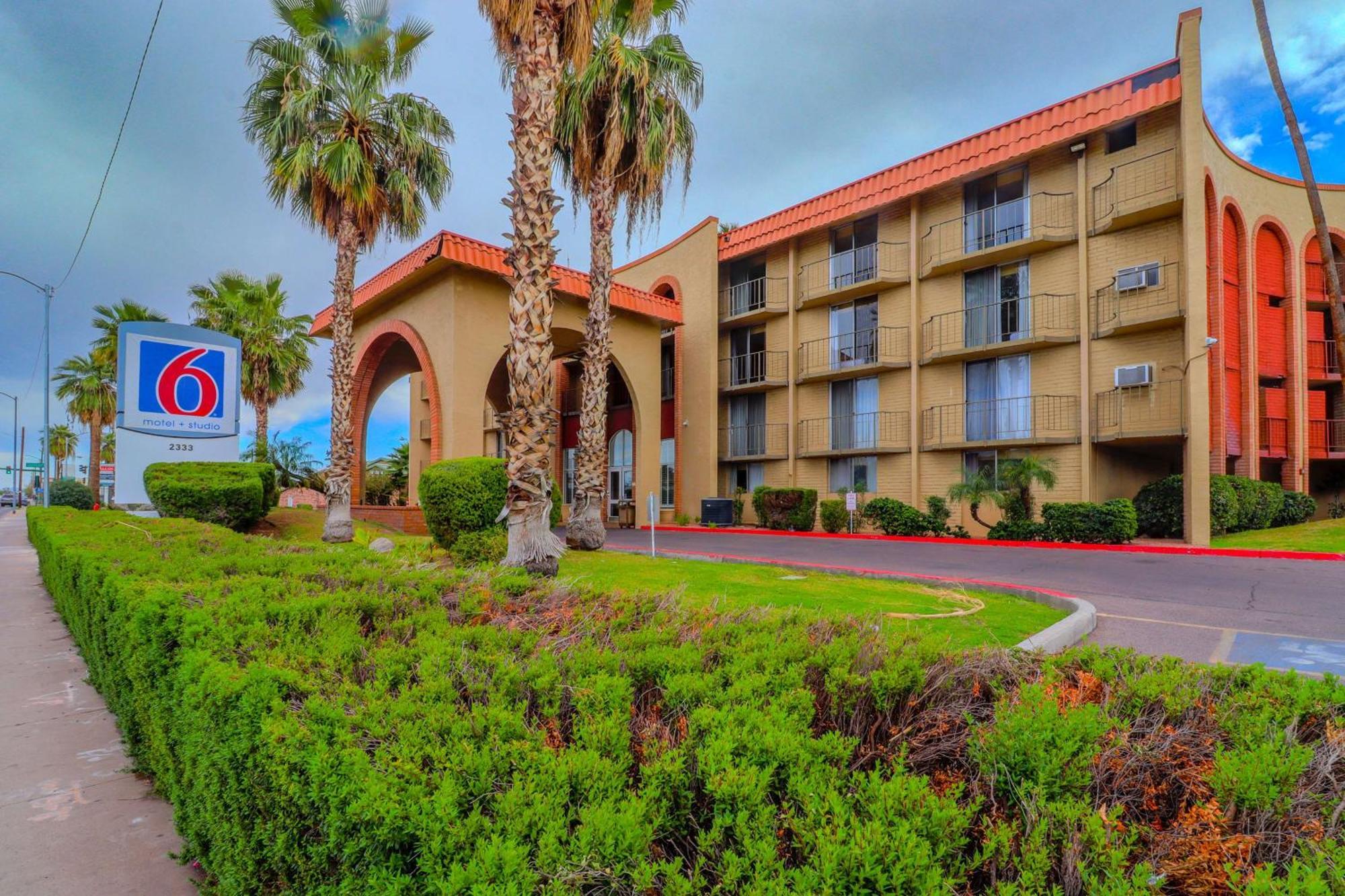 Motel 6 Phoenix, Az - Sky Harbor Экстерьер фото