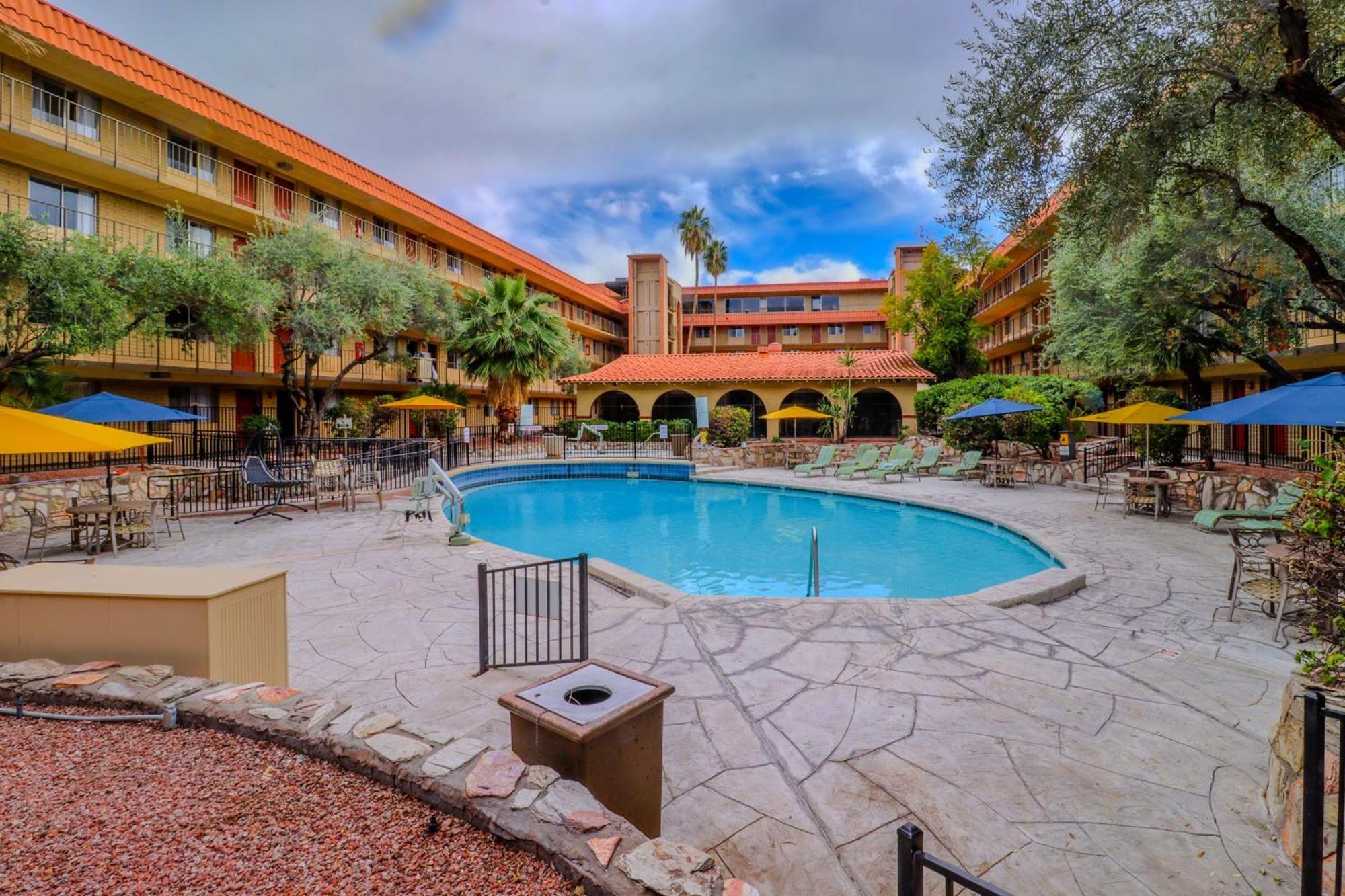Motel 6 Phoenix, Az - Sky Harbor Экстерьер фото